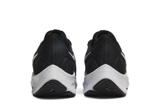 Nike Air Zoom Pegasus 38 'Black White'