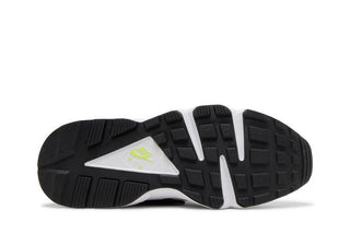 Nike Air Huarache 'Magenta' 2021