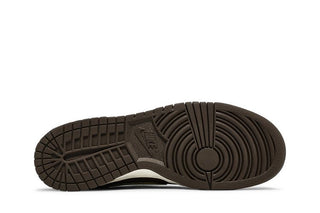 Undefeated x Nike Dunk Low SP 'Canteen'