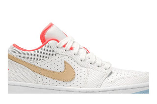 Air Jordan 1 Low SE 'White Sesame'