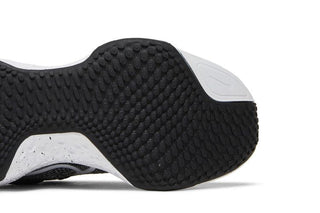 Nike ZoomX Invincible Run Flyknit 'White Black'