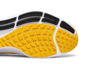 Nike Air Zoom Pegasus 38 'Black University Gold'