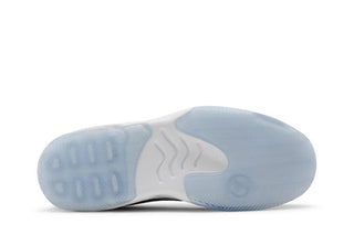 Air Jordan Max Aura 2 'White Gym Red'