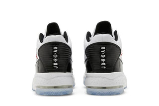 Air Jordan Max Aura 2 'White Gym Red'