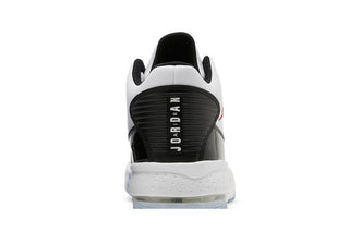 Air Jordan Max Aura 2 'White Gym Red'