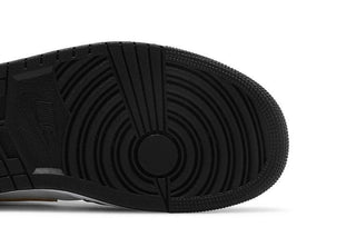 Air Jordan 1 Mid 'Black University Gold'