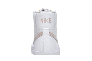 Nike Blazer Mid '77 Vintage 'White Pink Oxford'