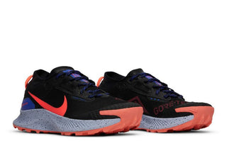 Nike Pegasus Trail 3 GTX 'Black Flash Crimson'
