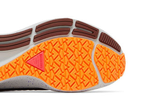 Nike Air Zoom Pegasus 38 Shield 'Black Total Orange'