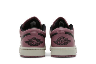 Air Jordan 1 Low SE 'Light Mulberry'