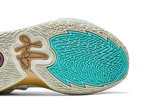 Sue Bird x Nike Kyrie Infinity EP 'Golden Tribute'