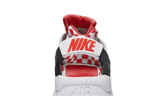 Liverpool FC x Nike Air Huarache Premium QS