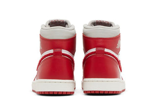 Air Jordan 1 High OG 'Newstalgia Chenille'