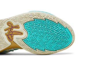 Sue Bird x Nike Kyrie Infinity 'Golden Tribute'