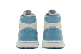 Air Jordan 1 Mid 'University Blue'