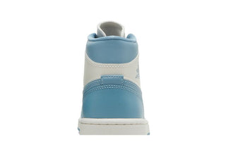 Air Jordan 1 Mid 'University Blue'