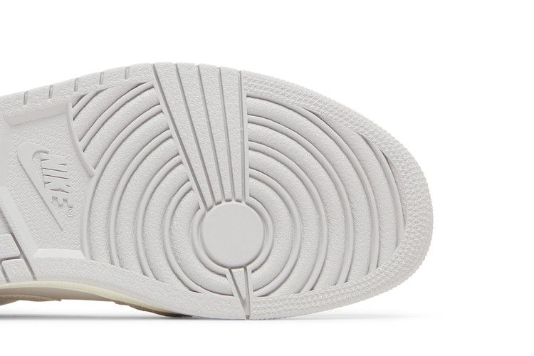 Air Jordan 1 Mid SE 'Inside Out'