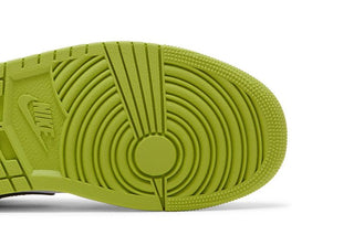 Air Jordan 1 Low SE 'Vivid Green Snakeskin'