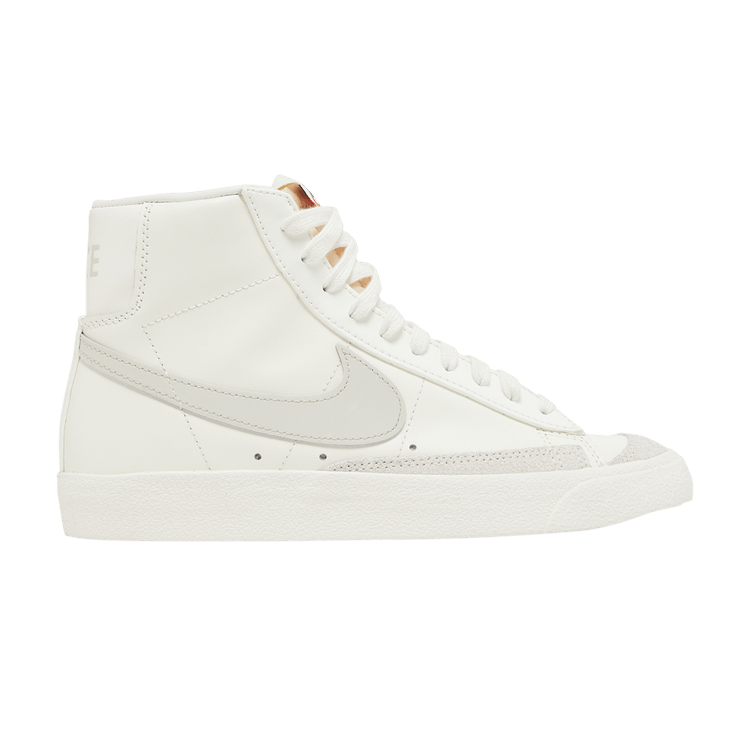 Nike Blazer Mid '77 Vintage 'Sail Light Bone'