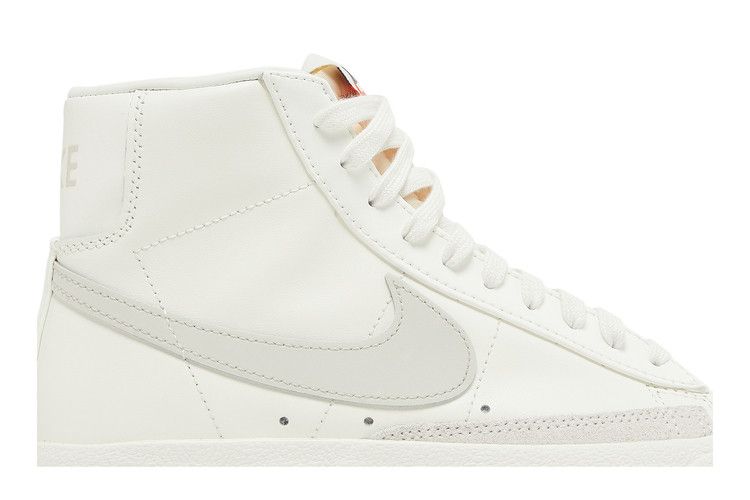 Nike Blazer Mid '77 Vintage 'Sail Light Bone'