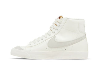 Nike Blazer Mid '77 Vintage 'Sail Light Bone'