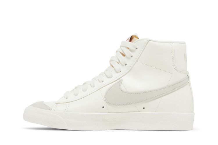 Nike Blazer Mid '77 Vintage 'Sail Light Bone'