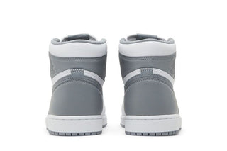 Air Jordan 1 Retro High OG 'Stealth'