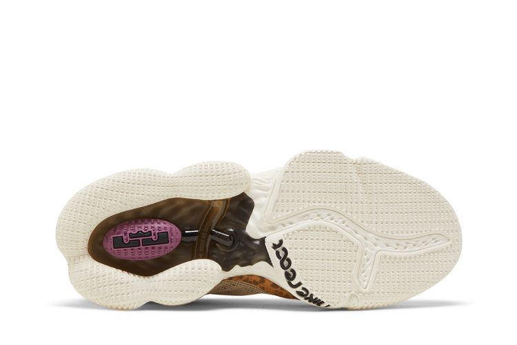 Nike LeBron 19 Low 'Safari'