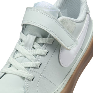Nike Court Legacy