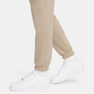 Nike Club Cuffed Pants