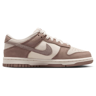 Nike Dunk Low SE 3