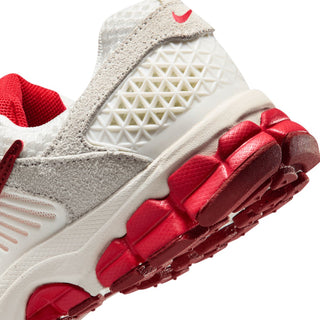 Nike Vomero 5 SE