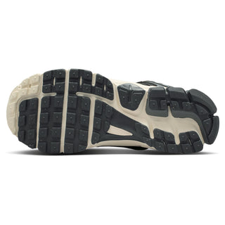 Nike Vomero 5 EE
