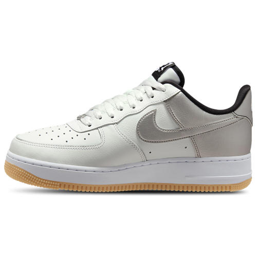Nike Air Force 1 '07 LV8
