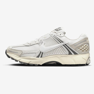 Nike Vomero 5