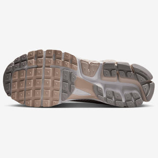 Nike Vomero 5