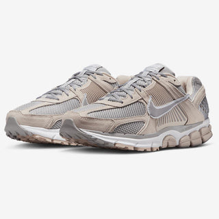 Nike Vomero 5