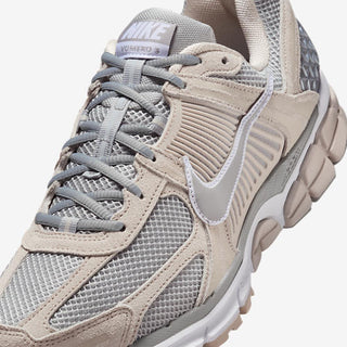 Nike Vomero 5