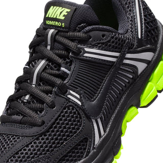 Nike Vomero 5