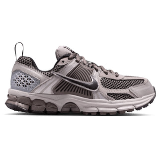 Nike Vomero 5