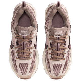 Nike Vomero 5
