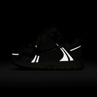 Nike Vomero 5