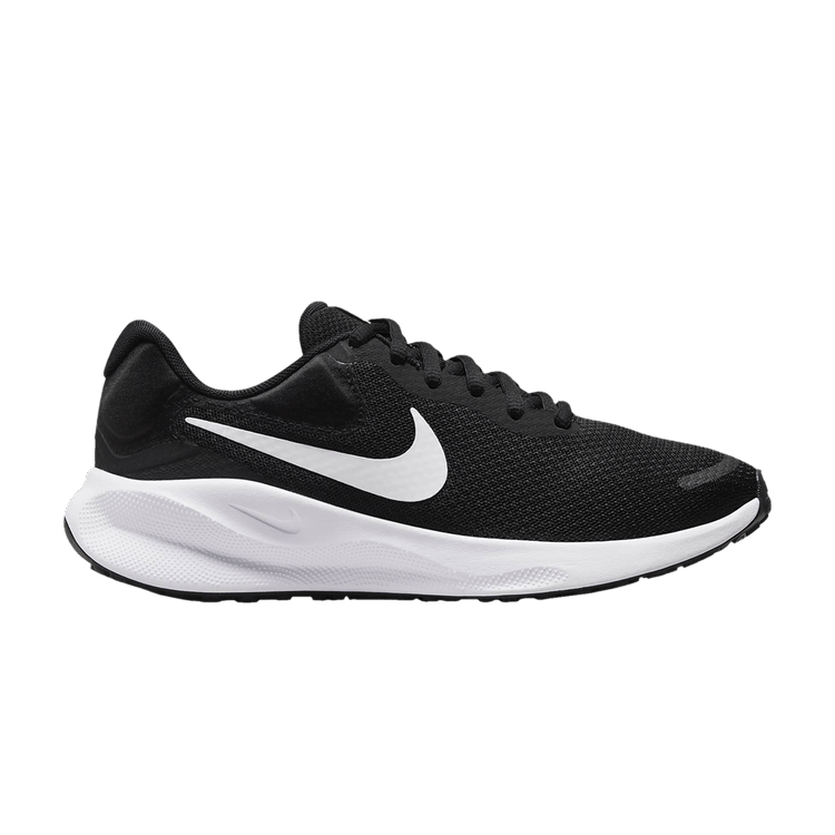 Nike Revolution 7 'Black White'