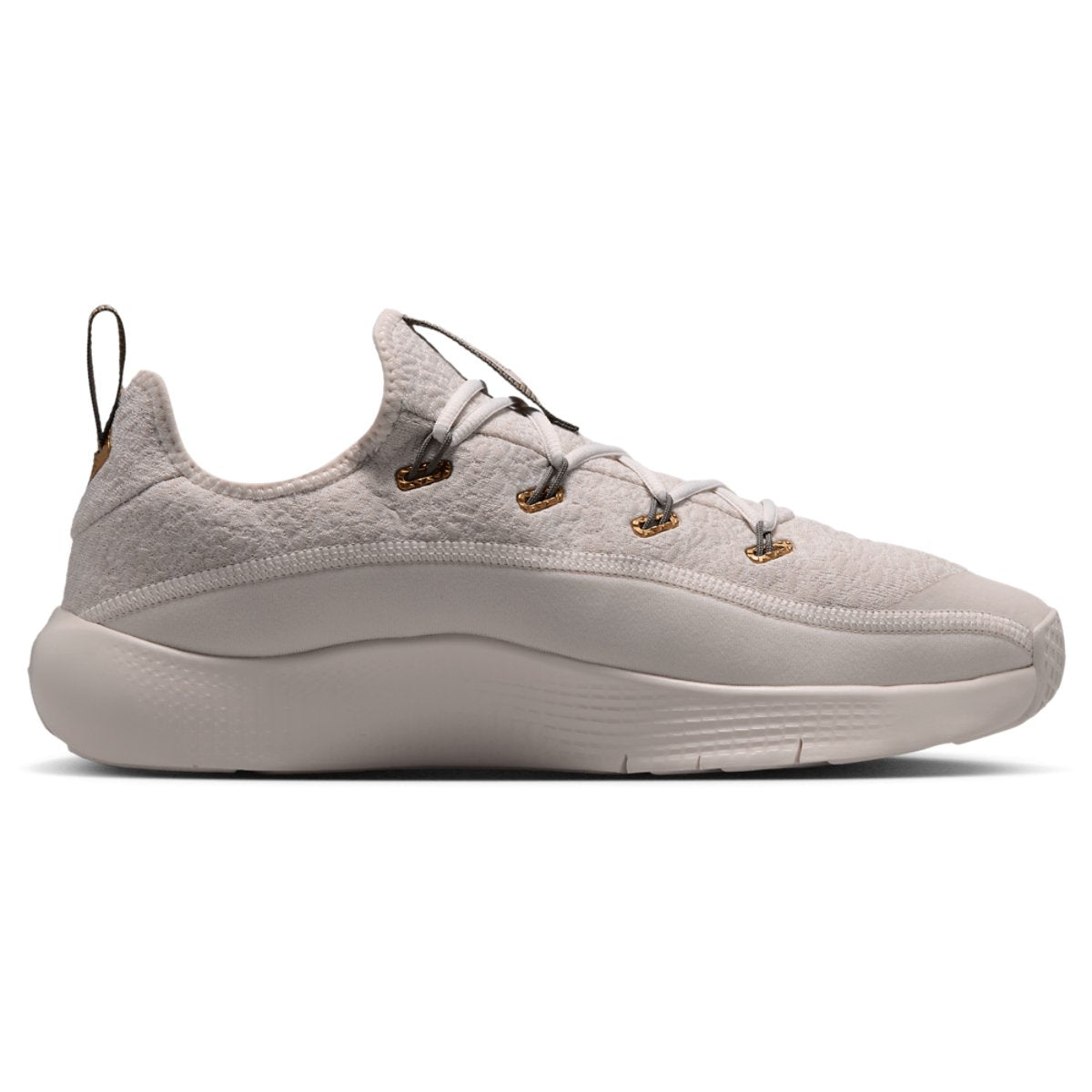 Jordan Lebron TR 1