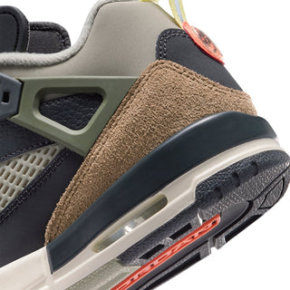 Jordan Spizike Low