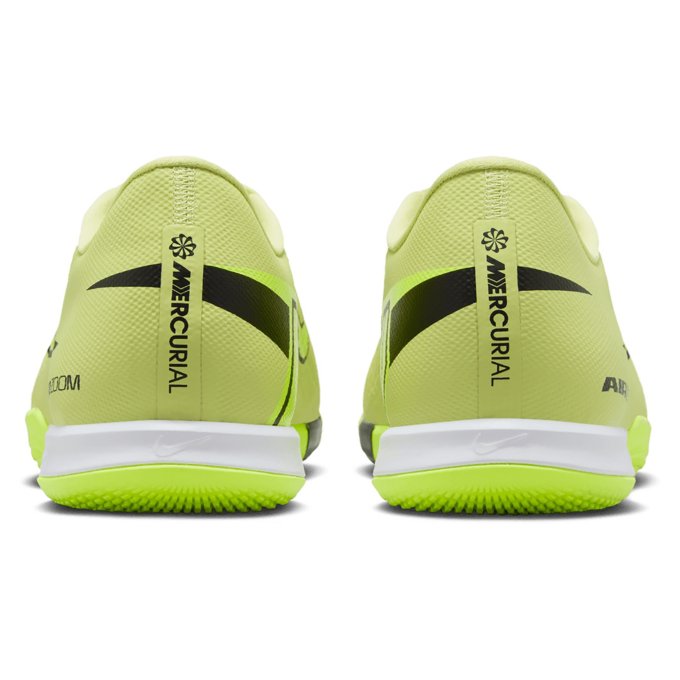 Nike Mercurial Vapor 16 Academy Indoor Soccer Shoes