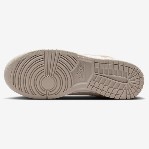 Nike Dunk Low SE