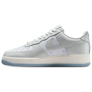 Nike Air Force 1 07 FL