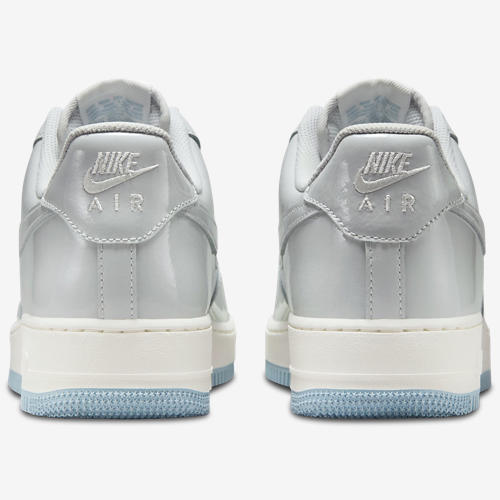 Nike Air Force 1 07 FL