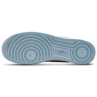 Nike Air Force 1 07 FL